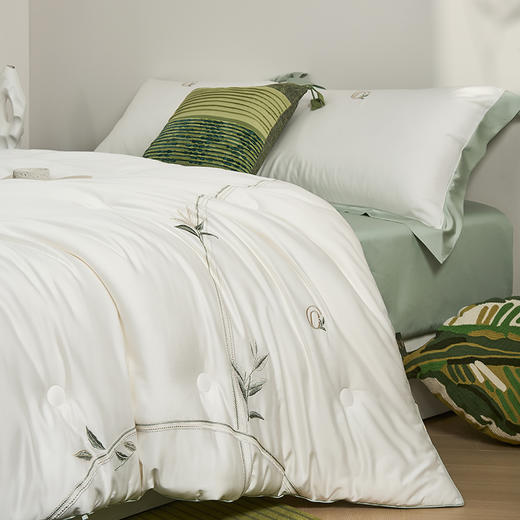 【多样屋专柜】多样屋被子东方茶净清香乌龙冬被-本白冬季保暖被/200*230cm（仅被子） 商品图3