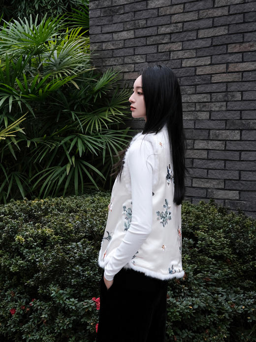 盛唐牡丹 |真丝手推绣水貂棉马甲 商品图4