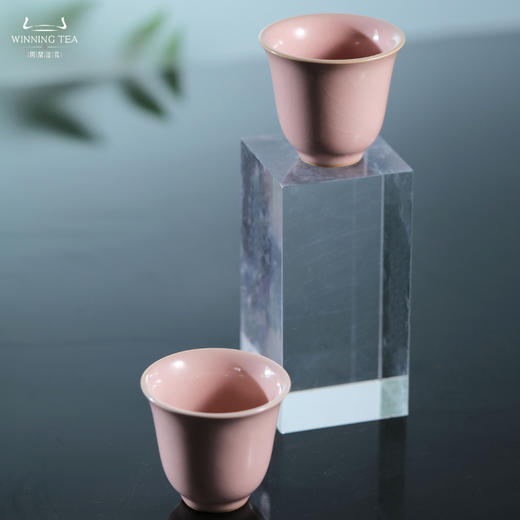 问鼎汝瓷粉汝花神杯一对 商品图3
