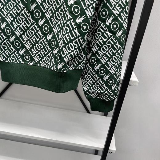 Lacoste/法国鳄鱼 女士联名款纯棉满印花连帽套头长袖卫衣SF7334 商品图3