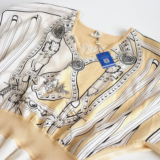 【95新】Hermes爱马仕浅黄拼白色短袖印花twillaine连衣裙长裙女士现售价：4700！121124TJ09 商品图2