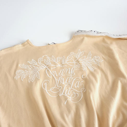 【95新】Hermes爱马仕浅黄拼白色短袖印花twillaine连衣裙长裙女士现售价：4700！121124TJ09 商品图3