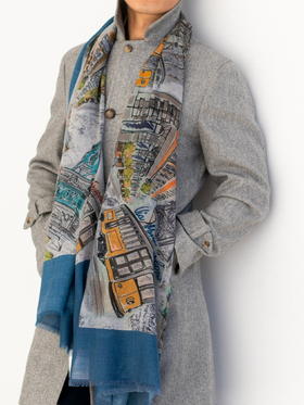 19 Andrea‘s 47 羊绒围巾