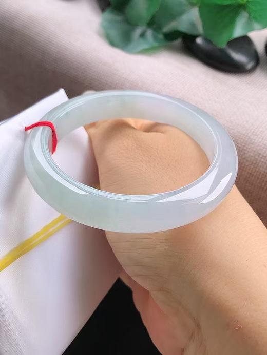 54正圈翡翠手镯 商品图2