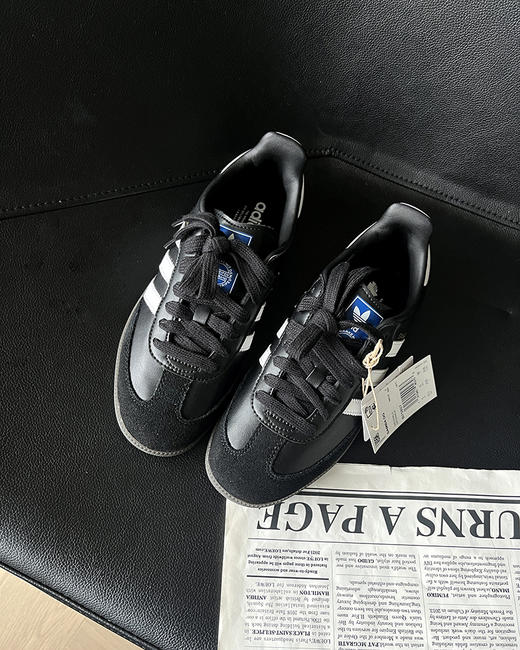 现货 THS 11.25-无 阿·迪家 情侣款 简约轻便德训鞋 samba系列经典板鞋 2色 QZ099 商品图6