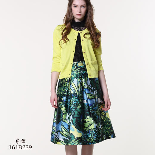 【伯妮斯茵】161B239（不配腰带,需自行搭配）--绿色半裙--长着向日葵的蔬菜园--《梵高的花园》 商品图0