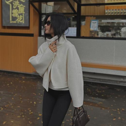 【顺丰包邮】44245 洛诗琳冬季新款小香风时尚双面呢羊绒短外套247530 商品图1