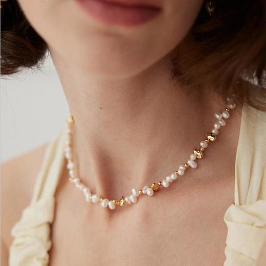 【顺丰包邮】43726 洛诗琳高级感不规则珍珠S925银锁骨链04092 商品图0