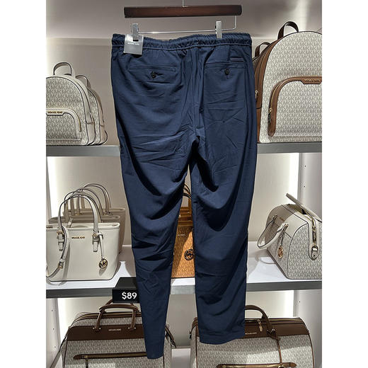 Michael Kors/MK 男士纯色抽绳单褶宽松微弹休闲裤长裤 商品图2