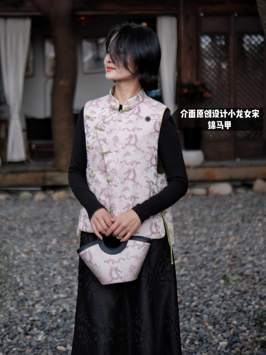 介面DU家定制——宋锦新中式国风包包  国内鼎JI工厂代工 奢品包包代工 金元宝手工宋锦包 宋锦拼接纳帕牛皮 皮质细腻光泽  传递中国传统非遗国风美（介面挚爱粉&花花品质生活粉丝专享） 商品图11