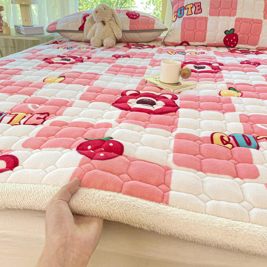 【颜值BUFF，柔暖有力量~】A类牛奶绒夹棉床垫褥子 软垫子家用加厚 冬季加绒床褥 学生宿舍垫被-QQ 商品图9