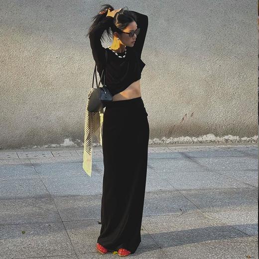 【顺丰包邮】99007 洛诗琳高级感镂空蕾丝拼接针织上衣半裙两件套929 商品图1