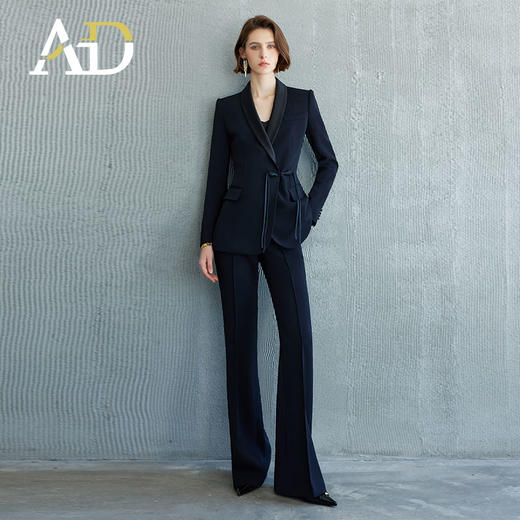 AD高级感黑色微喇裤秋季2026新款新中式盘扣西装套装醋酸西服外套 商品图1