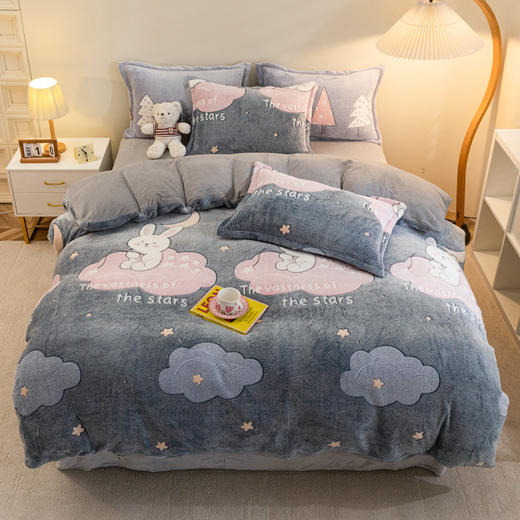 被窝里的小太阳【元气治愈！雪花绒四件套】冬季牛奶绒珊瑚四件套法兰绒床上用品床单双面加绒加厚被套三件套，升温速度快且保暖性好，温暖您整个冬日。ry 商品图11