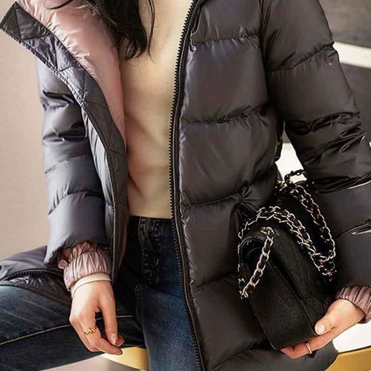 【高货ay】全新升级【铂金会员588/天猫799/差价211】(12416) 洛诗琳冬季新款设计感95白鹅绒连帽短款双面羽绒服外套女 商品图0