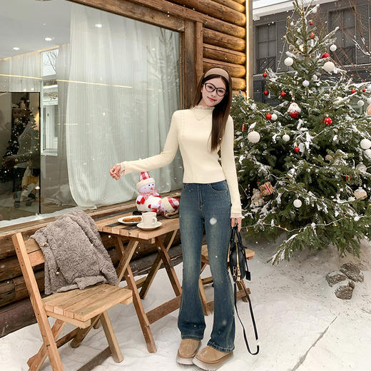 <曾小咸推荐>新品现货秒杀！卖完下架不再补 ！微信粉丝打折价！！蕾丝拼接打底衫 日常169.99/件 立减90 秒杀79.99/件！！小香风外套 日常259.99 立减120 秒杀139.99！！ 商品图4