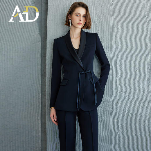 AD高级感黑色微喇裤秋季2026新款新中式盘扣西装套装醋酸西服外套 商品图0