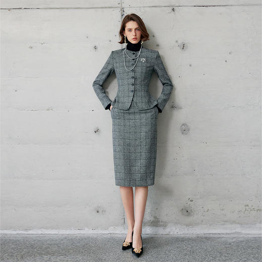 AD职业套装女秋冬两件套灰色格纹短外套2024新款韩版总裁正装套裙 商品图0