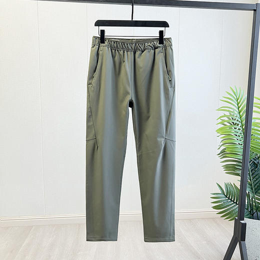 御寒保暖！2024防风防泼水!户外秋冬新款加绒加厚运动商务直筒休闲裤男款！ 商品图8