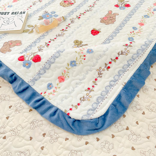 【牛奶绒床盖，温暖你生活の花边床单~】冬季新款牛奶绒宝宝绒床盖三件套 夹棉绗缝小花边 加厚保暖床上用品-QQ 商品图2