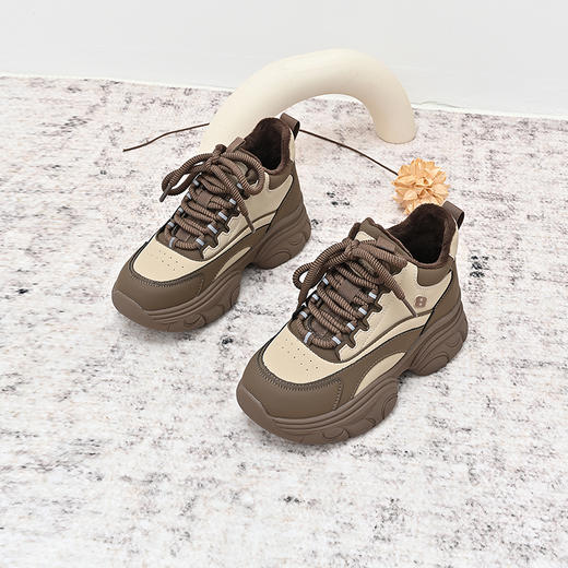 经典鲨2024年冬新款时尚拼色系带加绒保暖平底休闲跑步鞋女KW317-D58011 商品图6