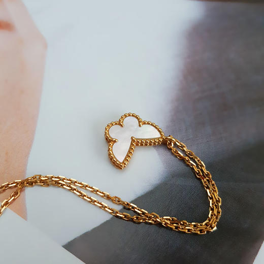 【95新】VCA梵克雅宝Sweet Butterflies系列VCARF69300 18K黄金白贝母蝴蝶项链链长约40cm女士现售价：7200！151124TJ10 商品图3