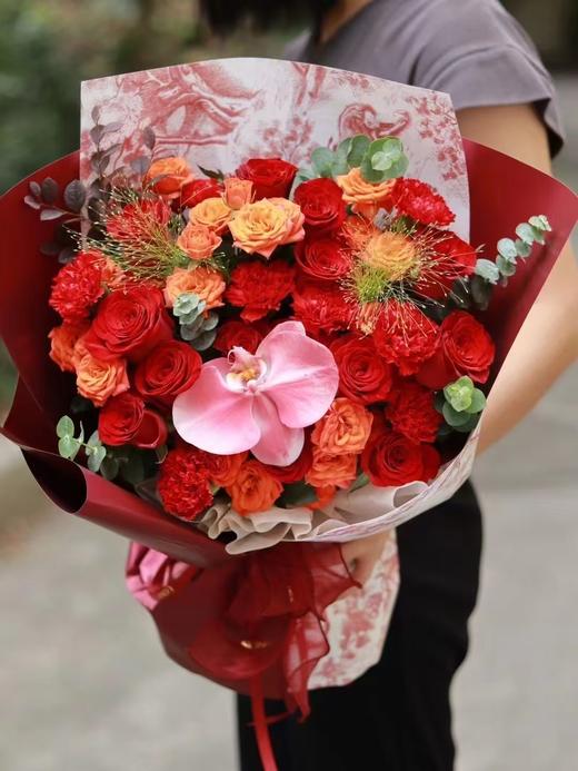 红色系混搭花束送长辈生日花束 商品图0
