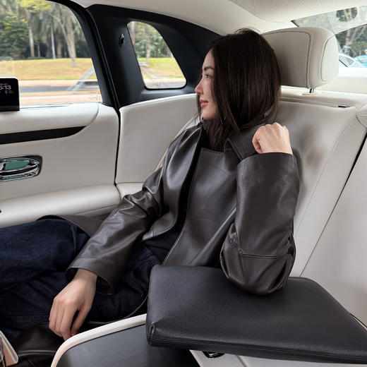 ROMI STUDIO“复古态度” 荔枝纹头层牛皮拼亚麻公文包 RW24LP31323 商品图1