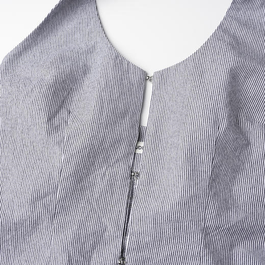 ROMI STUDIO“叹息桥头”100%棉衬衫式挂脖V领细条纹背心 24SST1074 商品图1