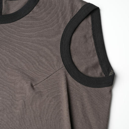 ROMI STUDIO ”美式复古“ 100%精梳棉后领扣无袖针织背心 421B6011 商品图2