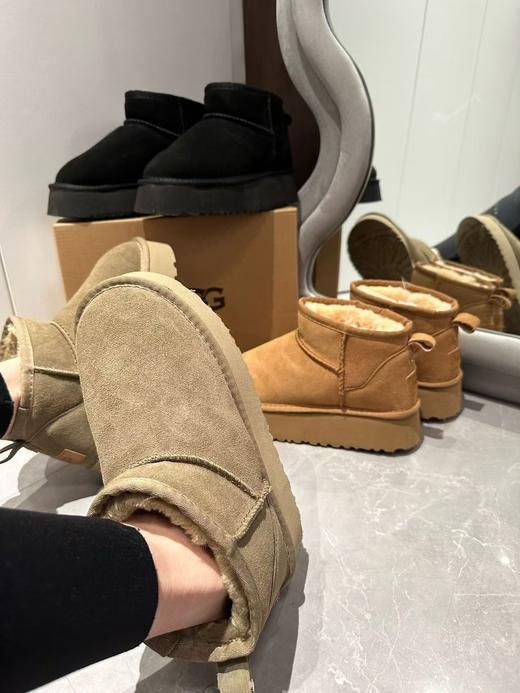 超火厚底雪地靴 加厚羊毛保暖雪地靴 时髦又百搭 商品图0