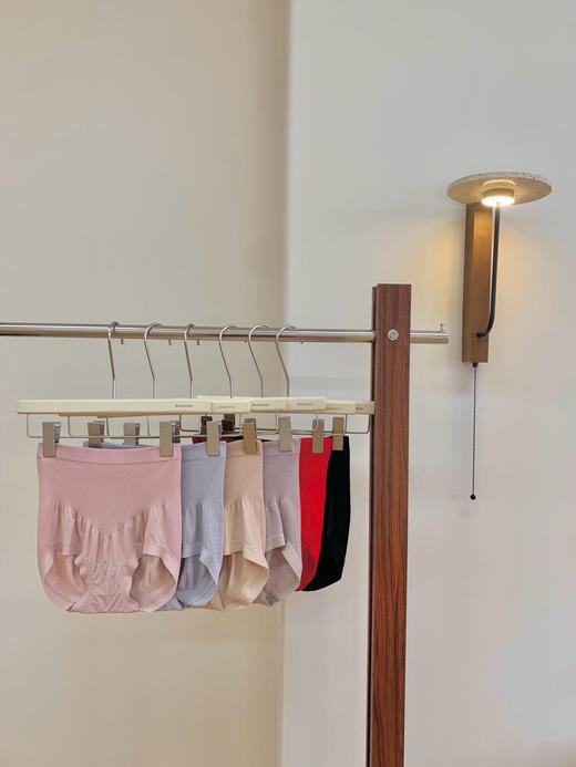 老米优品🎈3-5天。2条包邮！《中高腰微压收腹内裤》作为小仙女，外在精致，内在颜值也要在线！这款内裤推荐至少2条以上入哦！NK230202C 商品图1