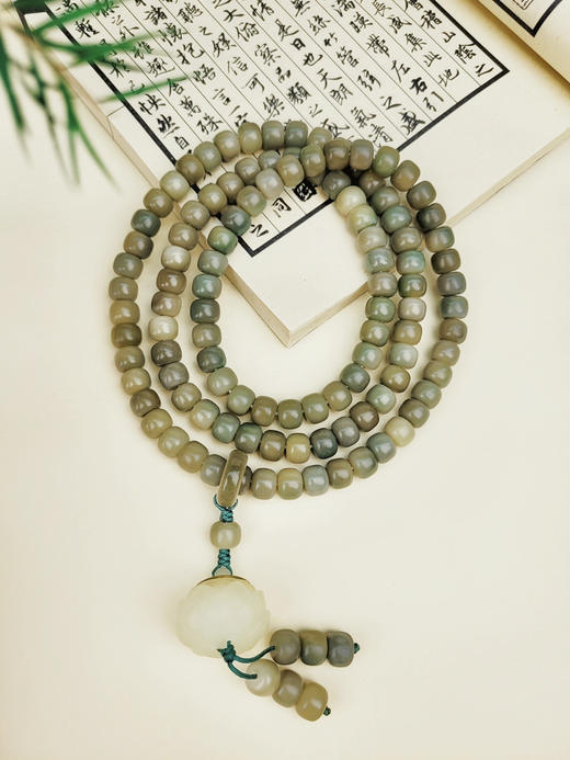 青色菩提8*10手串➕夜光盒坠跑环 商品图0