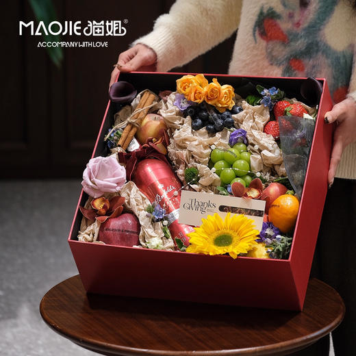 例外与偏爱花艺【微醺花果礼盒】（花材随机） 商品图0