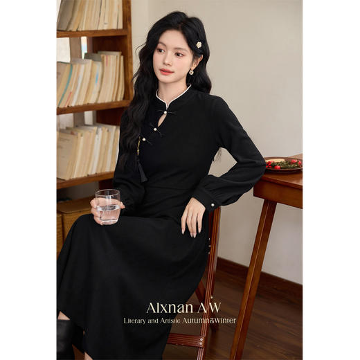 鹿向南「中式优雅」中式气质连衣裙 商品图3