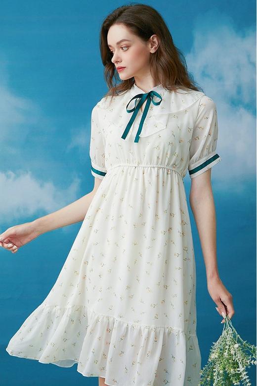 komello 四月甜碎花连衣裙 15902 商品图3