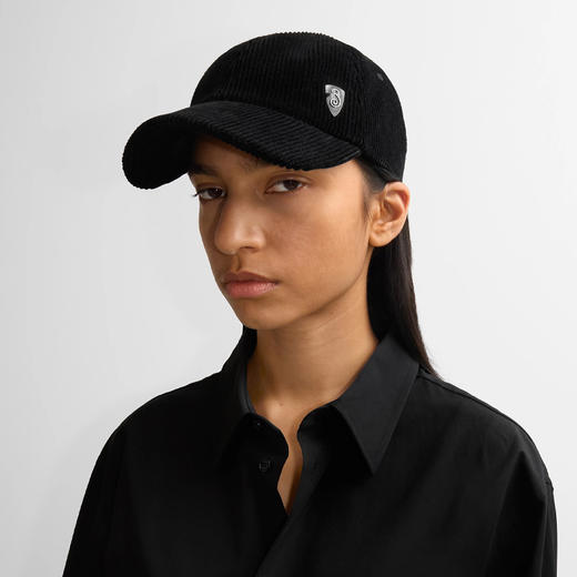 【一】BURBERRY 巴宝莉 女士灯芯绒棒球帽 黑色 8099732 A1189 商品图3