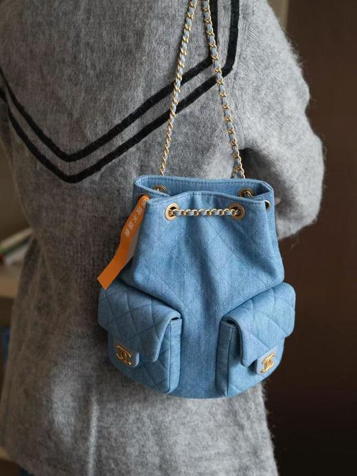 香奈儿25C早春度假系列丹宁牛仔双肩背包肩带依然皮穿链风格（HH） 商品图4
