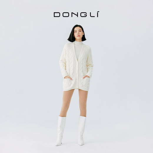 东黎 • 山羊绒女士秋冬季V领绞花宽松休闲开衫 19C16 商品图3