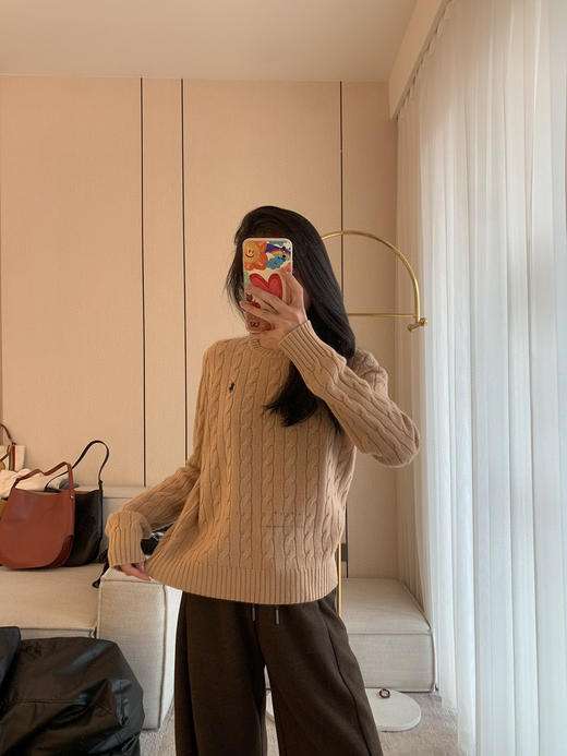 114-2 亲戚工厂 原材 80羊毛20羊绒 小马刺绣 圆领针织长袖 温润亲肤舒适 商品图4