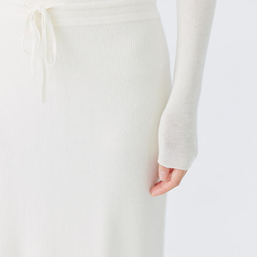 东黎 • 小山羊绒女士秋冬气质一步裙 21F15 商品图8