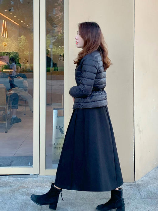 【百图lulu定制】【预售10天发】【万能轻薄羽绒服】90白鸭绒 轻薄羽绒服 可外穿可打底，可圆领 可V领 轻薄羽绒服 商品图6