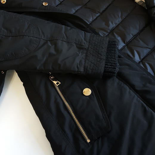 【95新】Burberry博柏利黑色连帽羽绒服外套女士34码现售价：3700！221124NJS15 商品图3