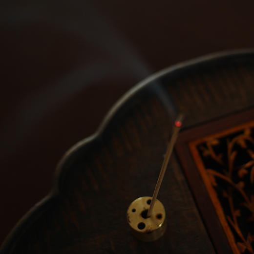 【娘娘甄选】 | 鹅梨帐中香20克约60支·崖柏香10克约37支【赠黄铜香插】·线香·鹅梨沉香檀香灵芝丁香琼香壳料降龙香等·本品不参与满赠满减 商品图4