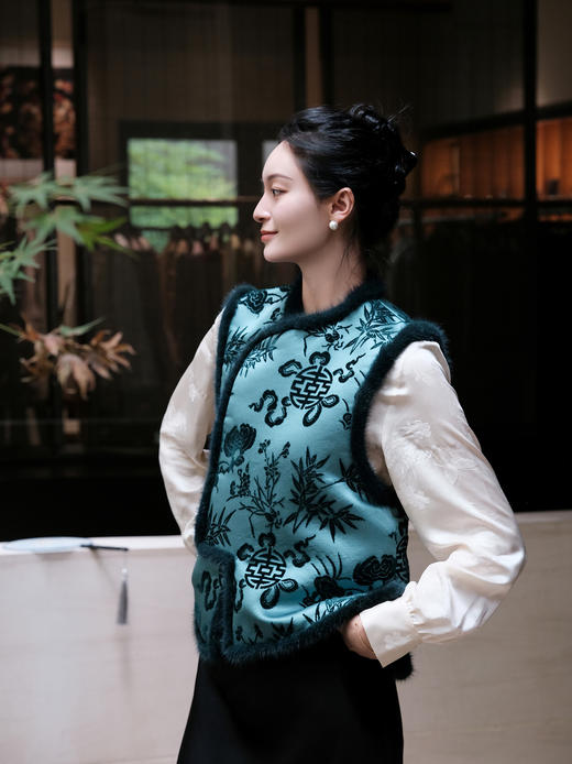 盛唐牡丹| 兰芝常生水貂漳缎夹棉马甲 商品图7