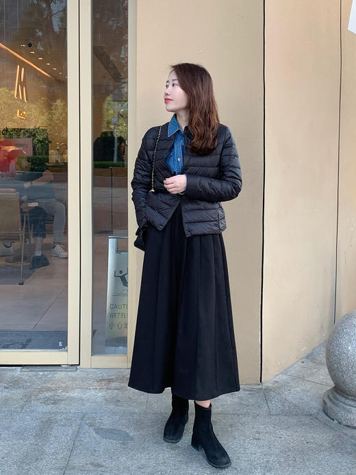 【百图lulu定制】【预售10天发】【万能轻薄羽绒服】90白鸭绒 轻薄羽绒服 可外穿可打底，可圆领 可V领 轻薄羽绒服 商品图5