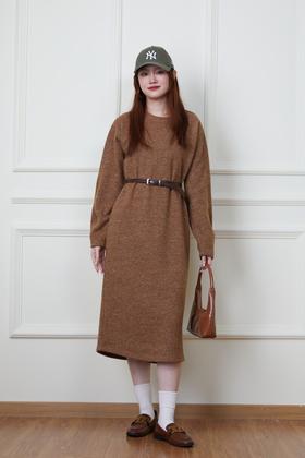 HAYES 咖色圆领长款加绒连衣裙 19784
