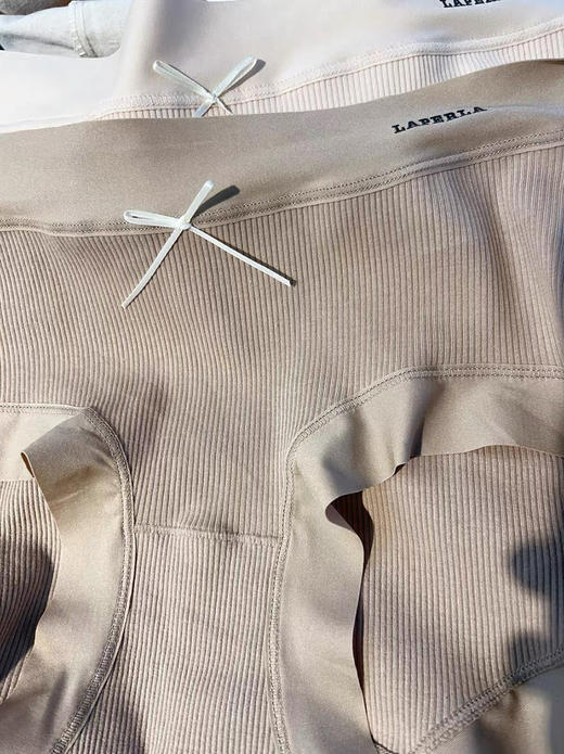 自留强推~贵妇lapのerla！2024秋冬高腰底裆7A抗菌裸感 螺纹内裤四条装 商品图9