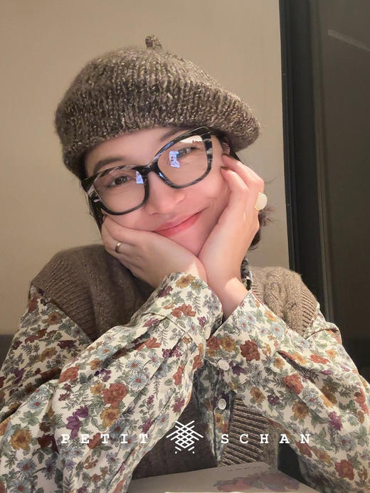 PETIT SCHAN小闪 CLO#661 Fading flower 闻花落 日本进口纯棉细条纹灯芯绒小碎花圆领衬衫 商品图5