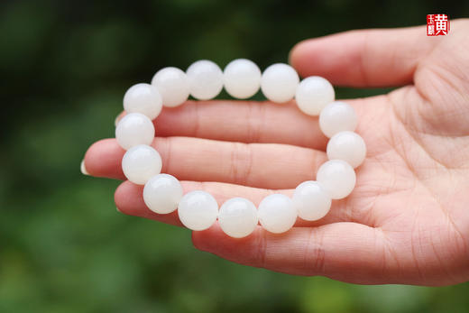 和田玉白玉手串  珠径：12mm 商品图3
